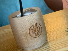 -ZING COFFEE 镜咖啡