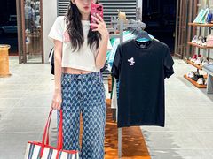 -枫叶小镇奥特莱斯