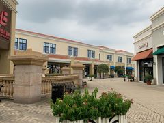 -COACH蔻驰(百联奥特莱斯广场店)