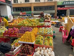 自助取餐区-新鸿港水果市场