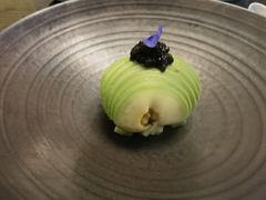 牛油果醉蟹沙拉·鲟龙鱼籽-民国红公馆·艺文空间(颐和路店)