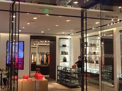 -BURBERRY(上海港汇恒隆广场店)