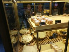 -啊噗吐呦现场烘焙(麦凯乐店)