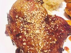 油封鸭腿-MOSSO德国餐厅·音乐酒吧(环宇荟店)