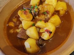 小土豆煨小黄牛-拾味馆·浓鲜骨汤(光谷天地店)