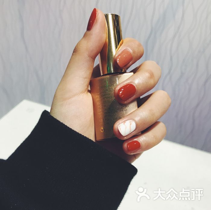 艾尚美甲图片 - 第1张