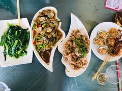 -覃记海鲜美食餐厅