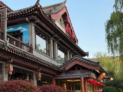 -鹊华居·地道鲁菜·海鲜·融合味(大明湖店)
