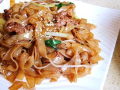 干炒牛河-明腾壹间茶餐厅(新都会花园广场店)