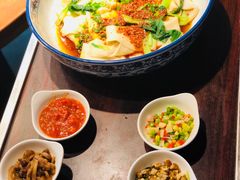 -秦唐一号西安菜馆(钟楼店)