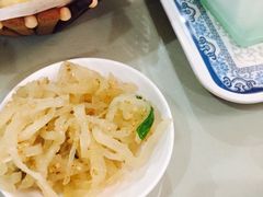免费咸菜-闫家驴肉老店(华电一校店)
