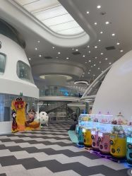 -MINI MARS 移动的空间站乐园·餐饮·派对(浦东金桥店)