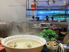 -小乌猪·金华筒骨煲(永盛购物广场店)