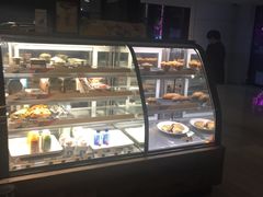 面包甜点陈列柜-星巴克(上海虹桥南丰城办公楼店)