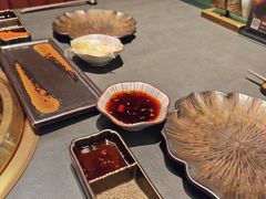-铭牛烧肉·和牛海鲜自助(高新月牙湖店)