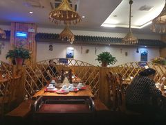 -滇香肴·云南菜蒸汽石锅鱼(云南北路店)
