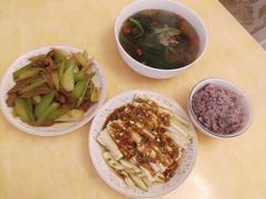 -鲸育宝宝月嫂(徐汇店)