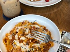 BOLOGNESE-ROAST coffee & eatery