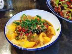 青椒皮蛋-拈一筷子·宜宾江湖菜(总店)