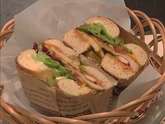 -麦田工坊(月湖店)
