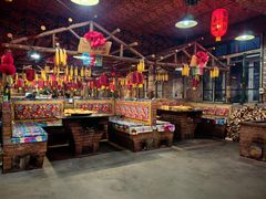 -鱼窝棚柴火铁锅炖(富山屯店)