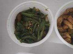 -洞庭土菜小炒馆(易发广场店)