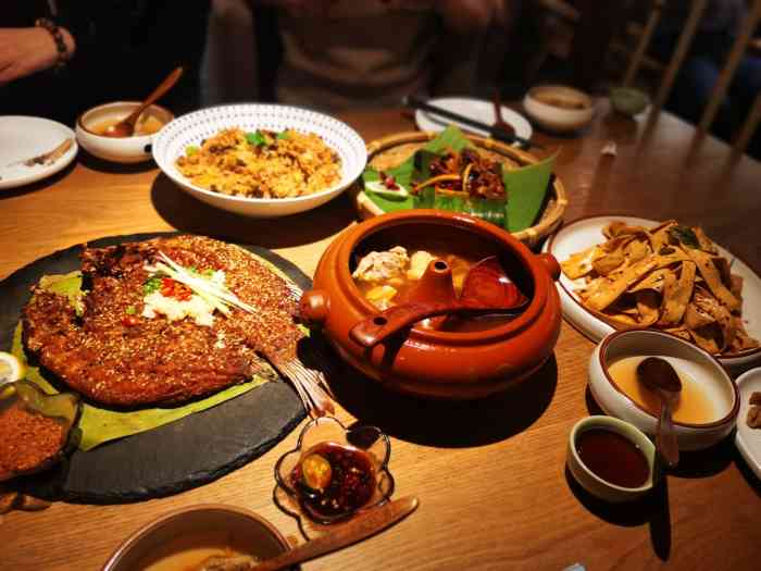 云水瑶意境云南菜餐厅(大悦城店)