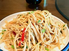 -赶海部落海鲜城(海阳路店)