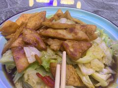 -老周家酱卤猪蹄私房菜(克拉玛依西街店)