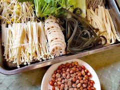 -百姓食府(秦虹路店)