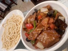 -汗腾格里·风味餐厅(新疆驻京办店)