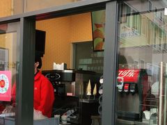 门面-麦当劳(成都时代奥特莱斯店)