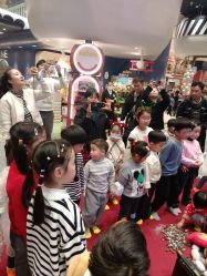 -奈尔宝家庭中心·亲子餐厅(鄞州万达店)