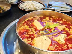 -闻小豆贵州自助火锅(万象城店)