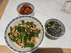 -鲁达面馆本帮风味(共康东路店)