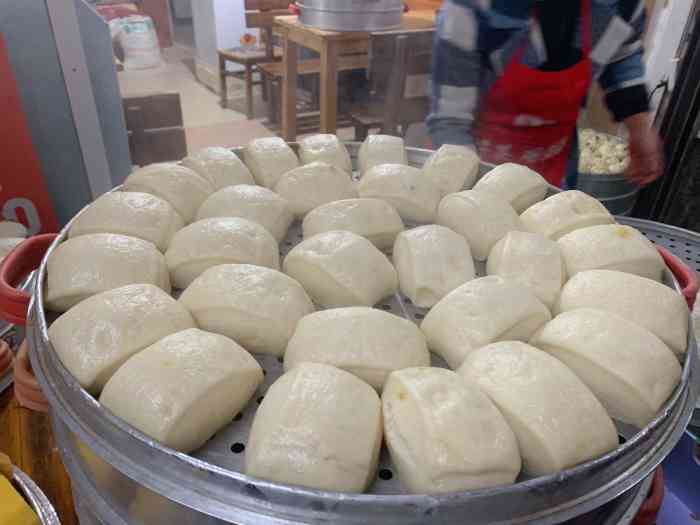老窖手工馒头(跃进路店)-"专程开车去买包子,网友说第二轮是6:20.
