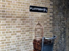 -九又四分之三站台