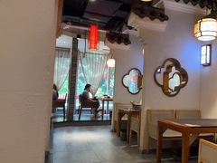 -万重锦·人文川菜馆(骡马市店)