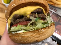 -The Habit Burger Grill 哈比特汉堡(爱琴海店)