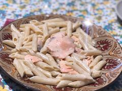 炒三文鱼通心粉-彼德西餐厅(凯德广场新南店)