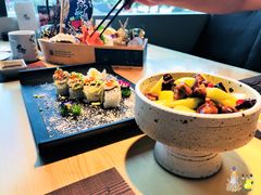 -萤初高端日料王(曲江银泰店)