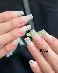 -喜柿·nail日式美甲美睫