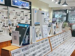 -MiRi眼镜·蔡司·星趣控·尼康控优点视觉合作店(南京东路店)