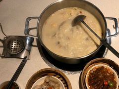 -煲王粤菜餐厅(中侨中心店)