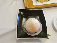 蛋黄莲蓉寿桃包-广州酒家(昌岗地铁站店)