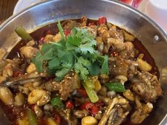 -冶建镜子·老南昌大排档·江西虾王(总店)