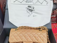 -CHANEL(恒隆广场店)
