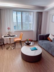 -仕馨母婴成长中心(樱花店)