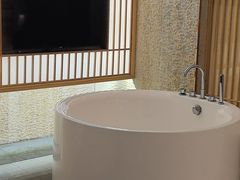-新美姿美食水疗汇(罗湖口岸店)