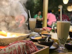 -湊湊火锅·茶憩(杭州湖滨银泰in77店)